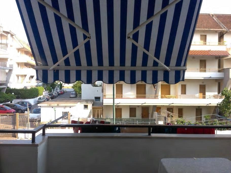 Trilocale A 800 Metri Dal Mare Apartment Scalea Exterior photo
